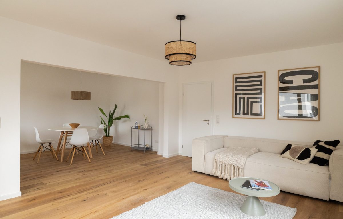 Sanierte 4-Zimmer-Wohnung in Königstein im Taunus mit großem Balkon